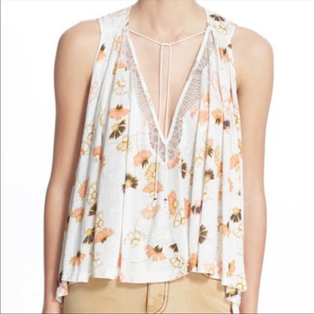 Free People Love Potion Floral and Lace Tie Neck Slit Up Back Tank Top SZ Large - Picture 1 of 12